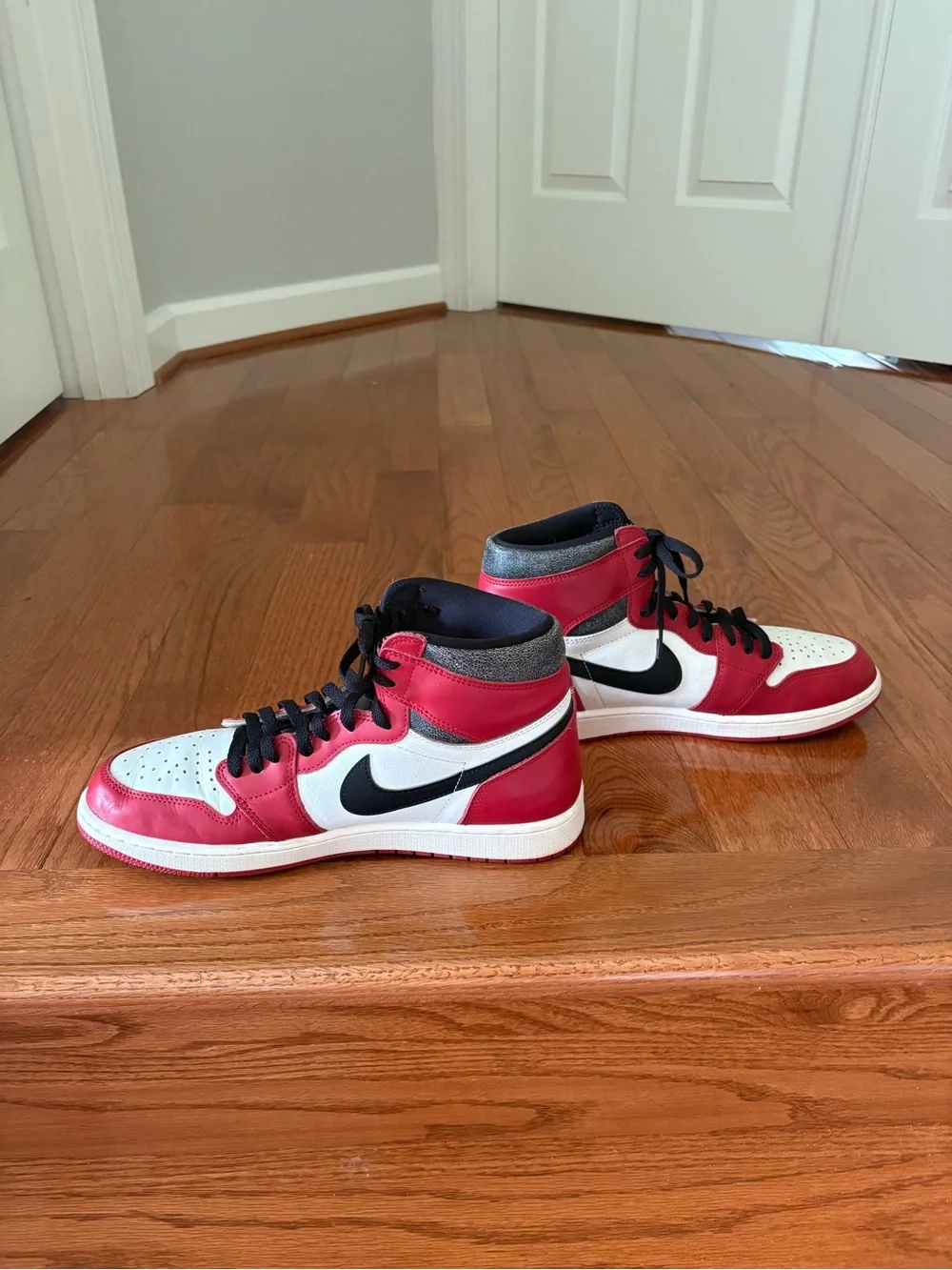 Nike Air Jordan 1 Retro High OG “Chicago Lost & Found”